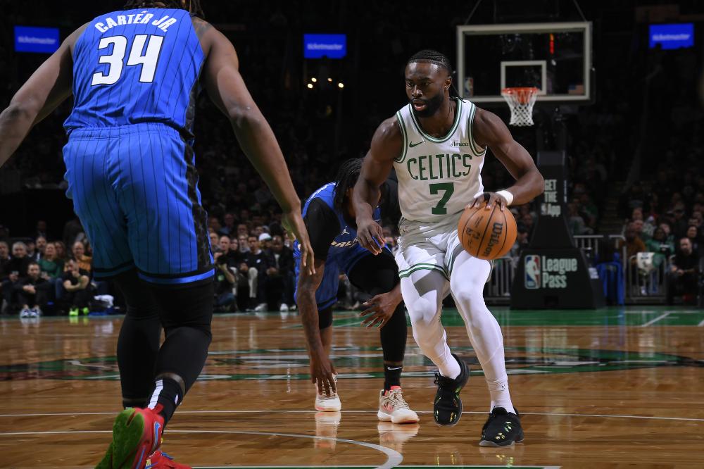 二凌晨抵达 二凌晨抵达